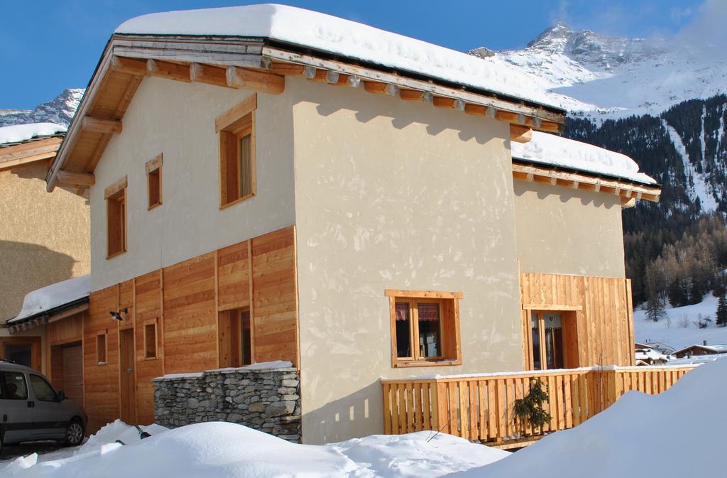 Apartamento La Joubarde Lanslevillard Habitación foto