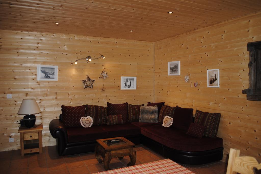 Apartamento La Joubarde Lanslevillard Habitación foto