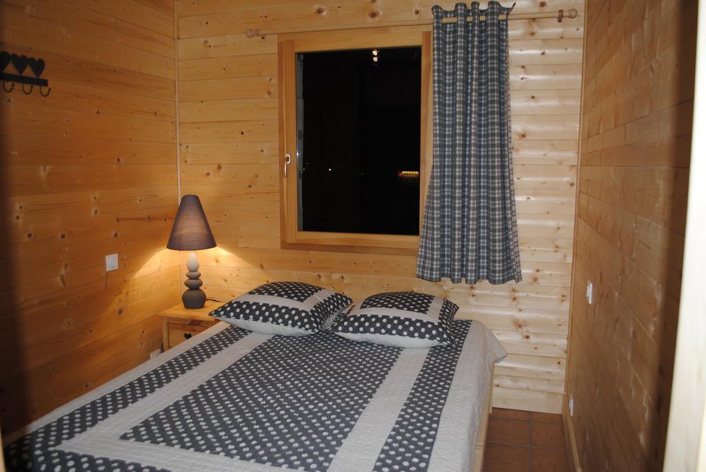 Apartamento La Joubarde Lanslevillard Habitación foto